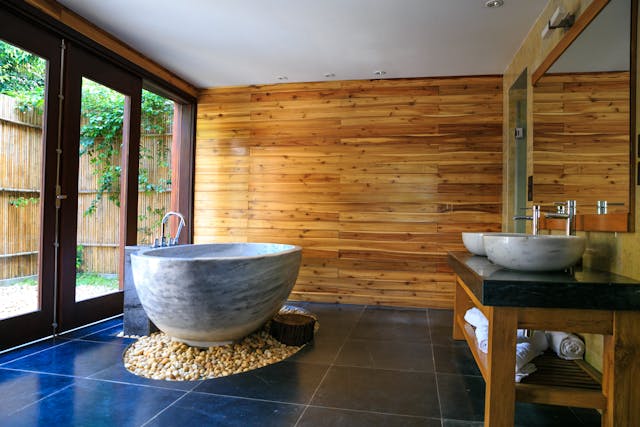 Bathroom Design Trends with soaker tub